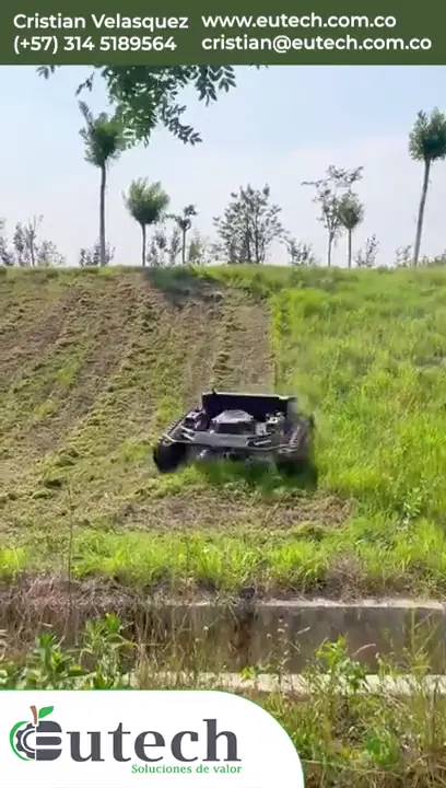 Podadora SH-800DL cortando en pendiente — clic para reproducir video